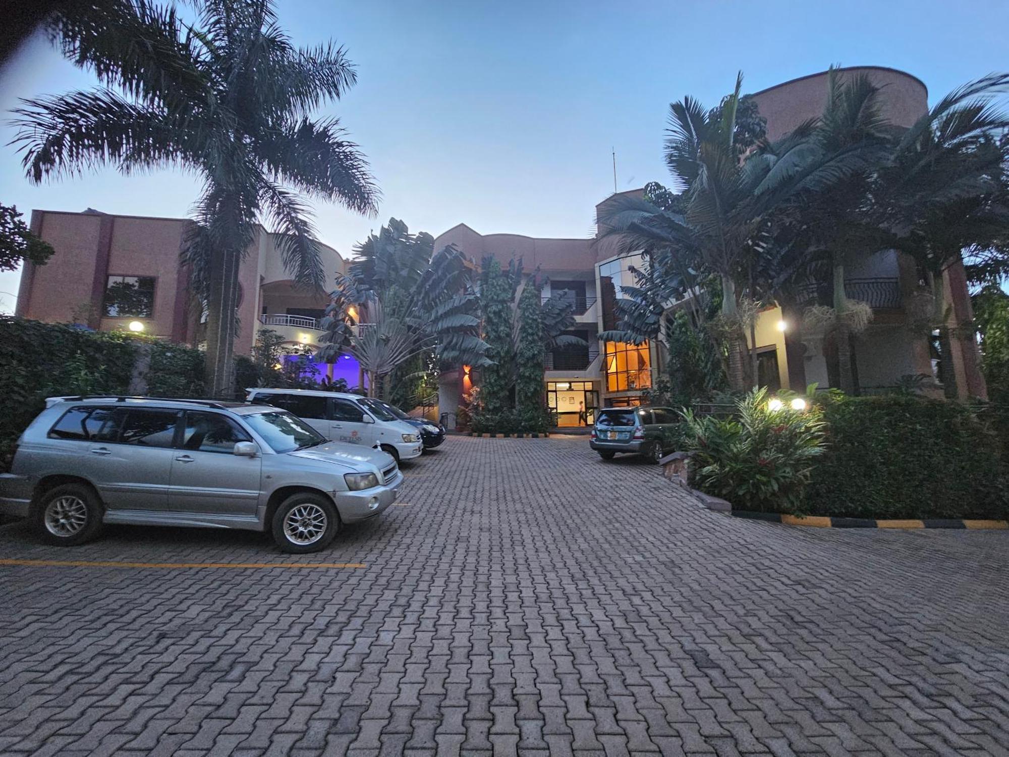 Excelsis Garden Hotels - Kampala Esterno foto